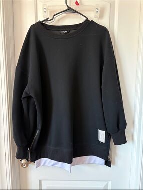 CHICWOMEN Black Zip-Hem Tunic Sweatshirt